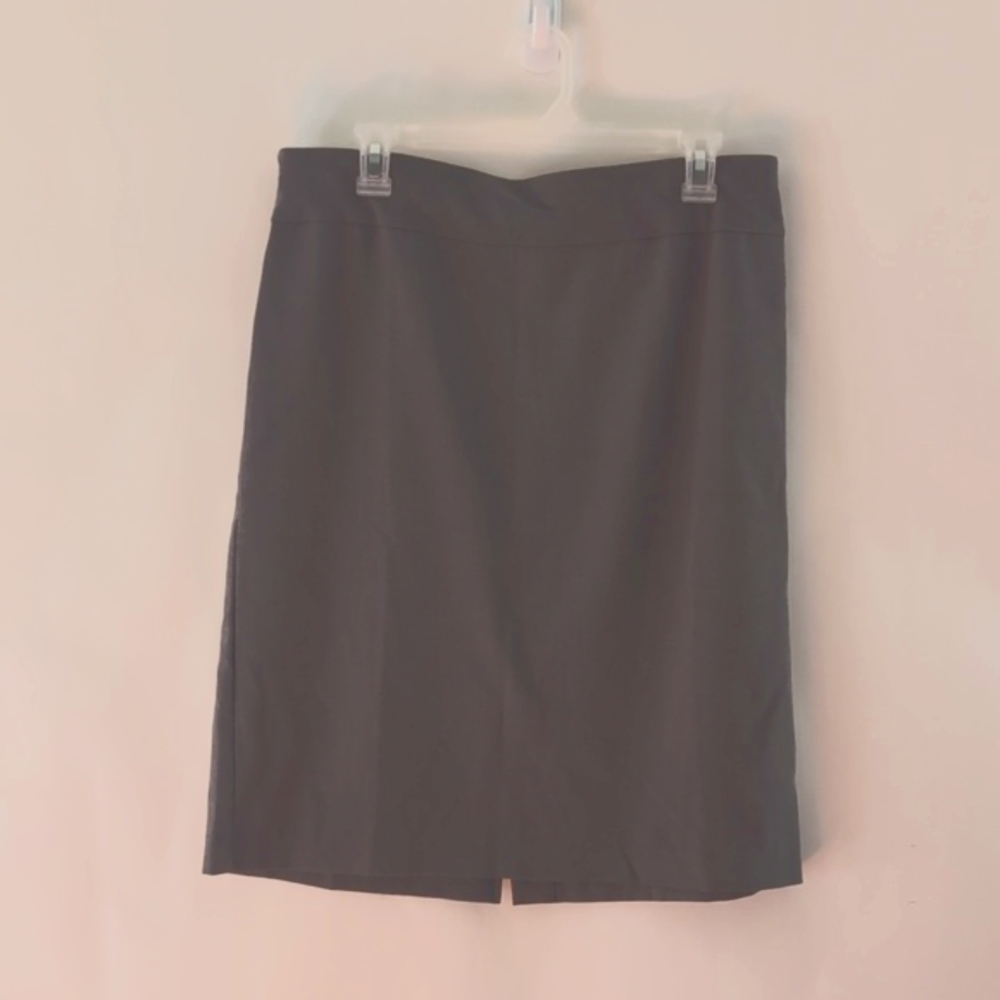 Alex & Olivia Elegant Gray Women's Skirt Size 10 - Picture 2 of 9